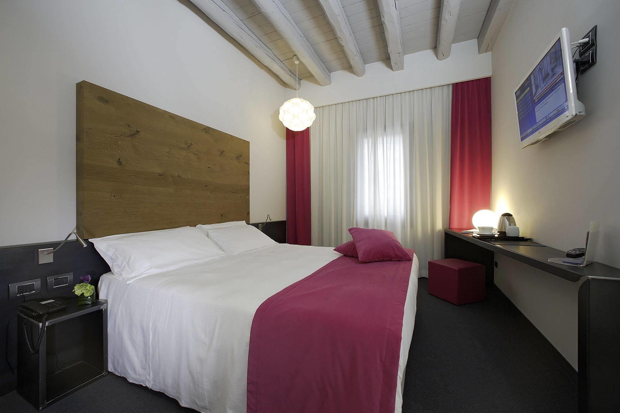 Hotel Forte Del 48 San Donà di Piave Εξωτερικό φωτογραφία